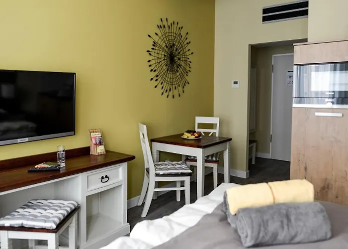 Hausner's Hotel- 3*
